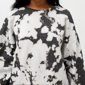 Urban Renewal Remade Monochrome Tie-Dye Crew Neck Sweatshirt